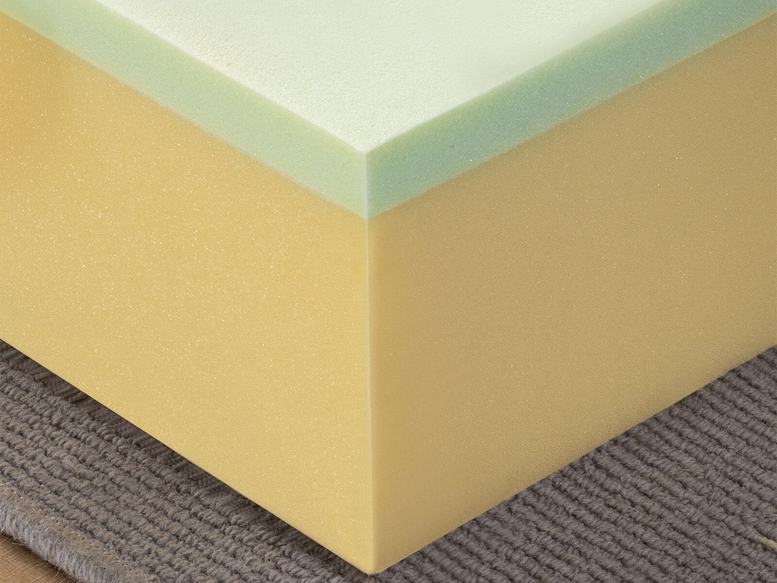 4" Traditional Tri-Fold Sleeper